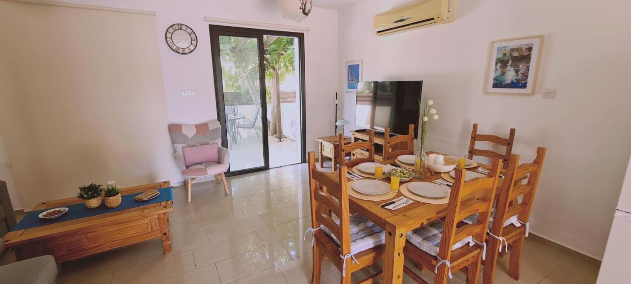 Stay Kyklades Resort & Spa Paralimni Buitenkant foto