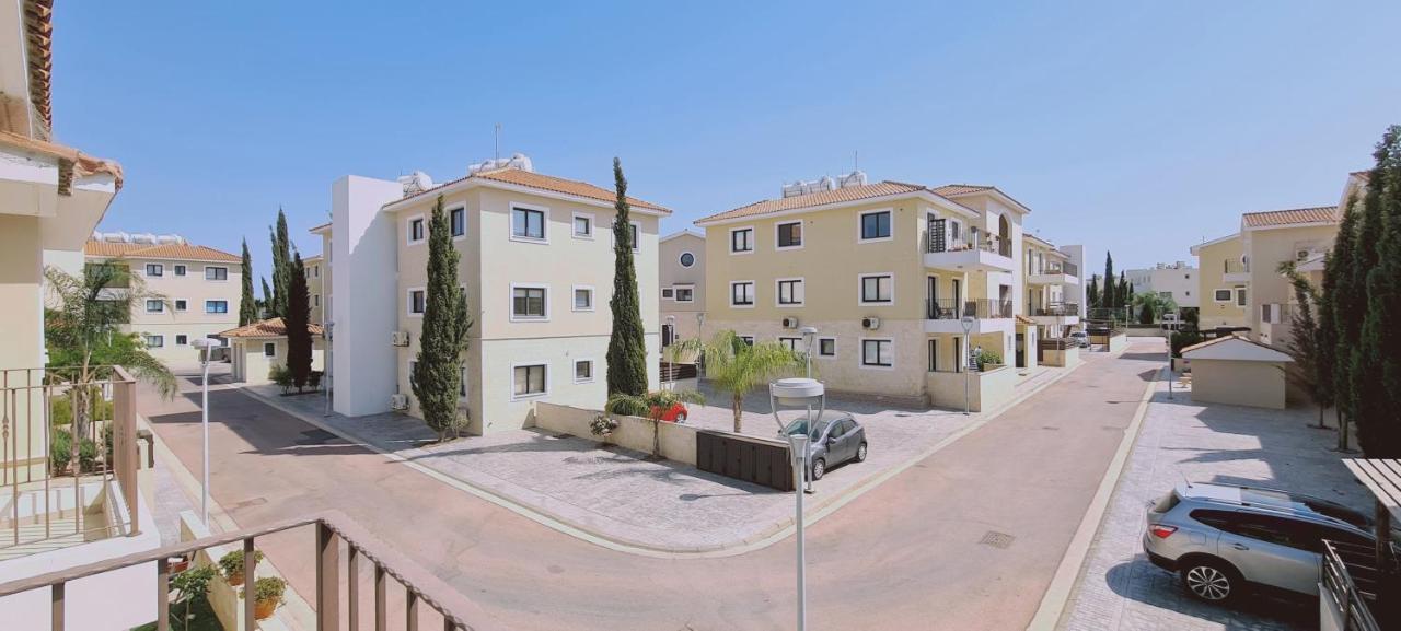 Stay Kyklades Resort & Spa Paralimni Buitenkant foto