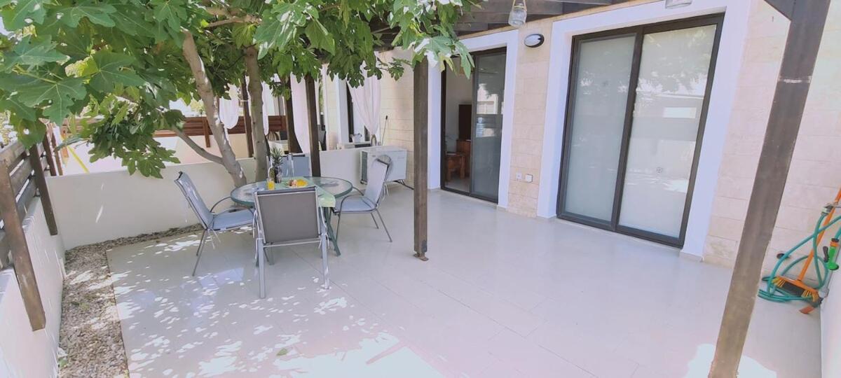 Stay Kyklades Resort & Spa Paralimni Buitenkant foto